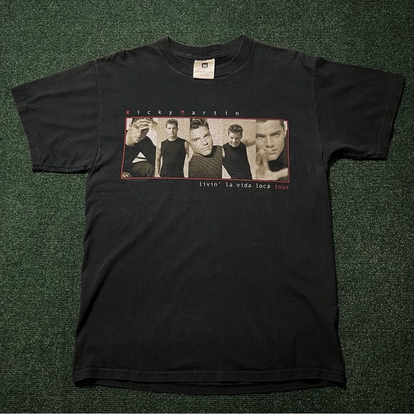 Vintage 90s Ricky Martin Hispanic Latin Band Rock Black T Shirt Size M 19.5X28 - Picture 1 of 8